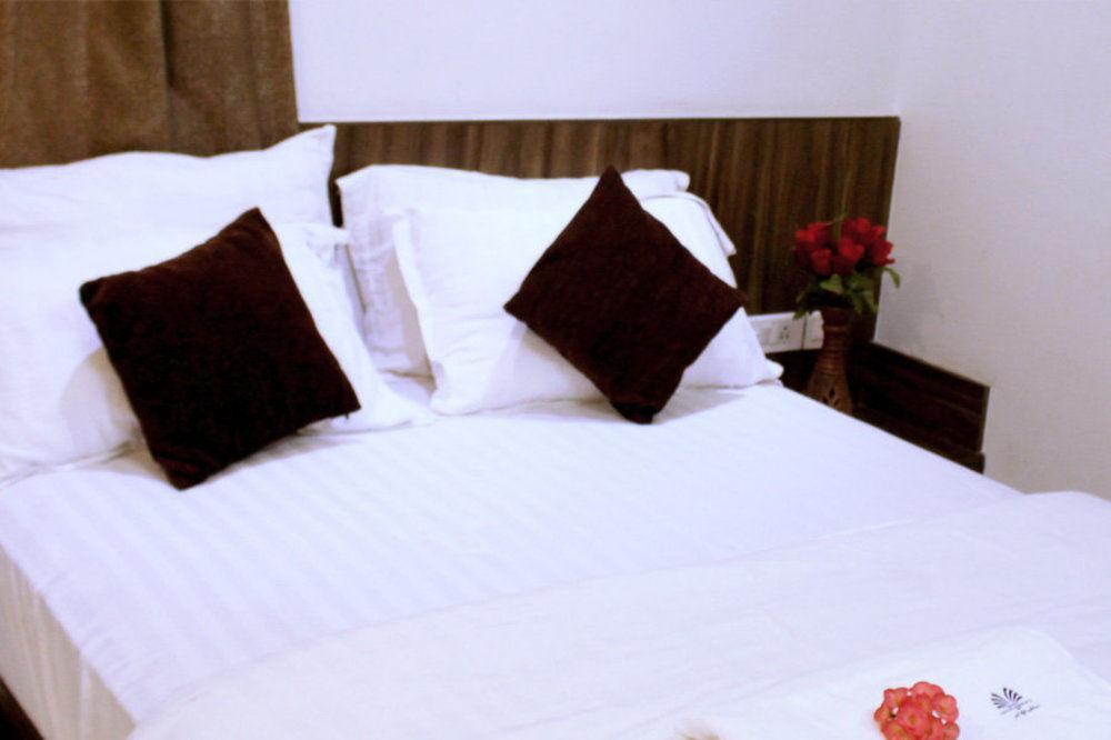 Hotel Grand Ambience Ahmedabad Luaran gambar